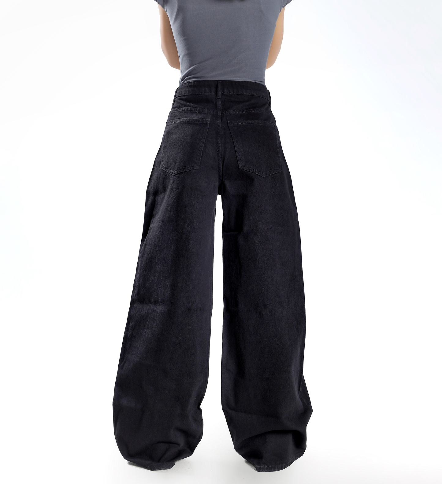 BLACK BAGGY DENIM