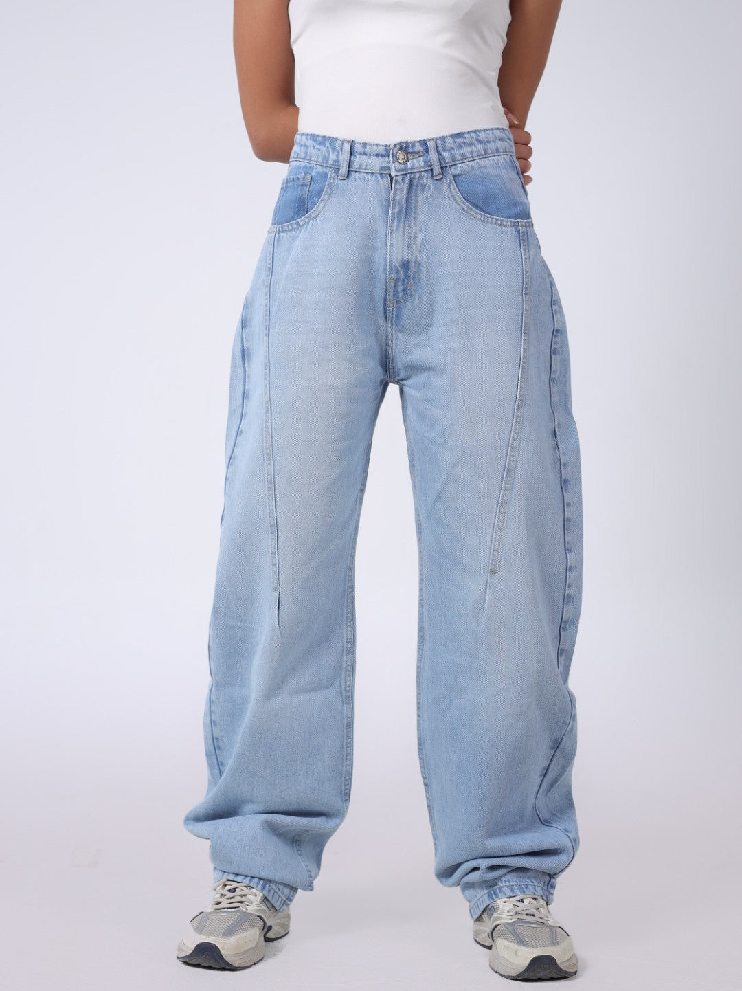 LIGHT BLUE BALLOON FIT DENIM