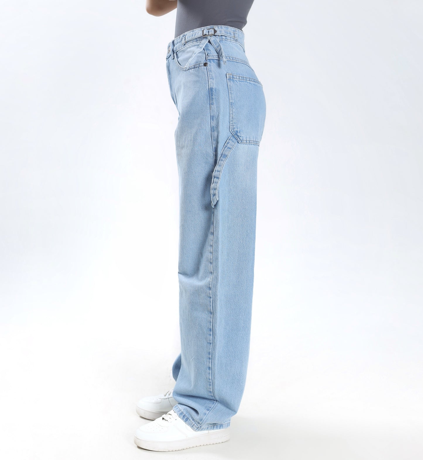 LIGHT BLUE BALLOON DENIM