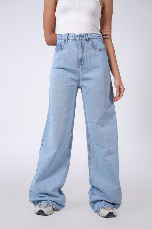 LIGHT BLUE BAGGY DENIM