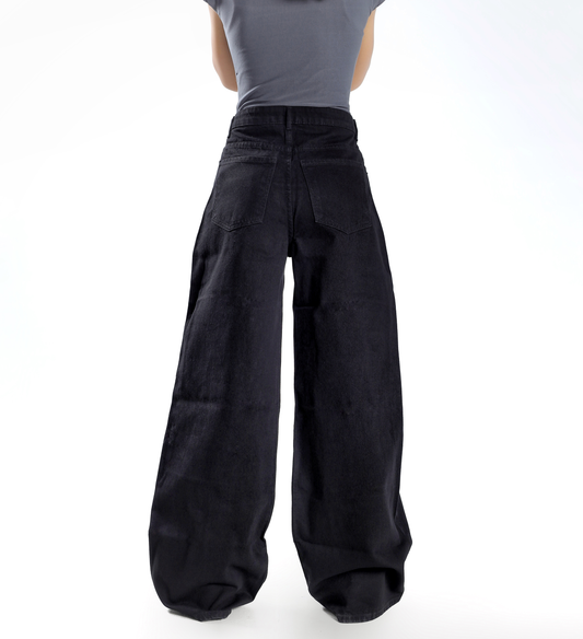 BLACK BAGGY DENIM