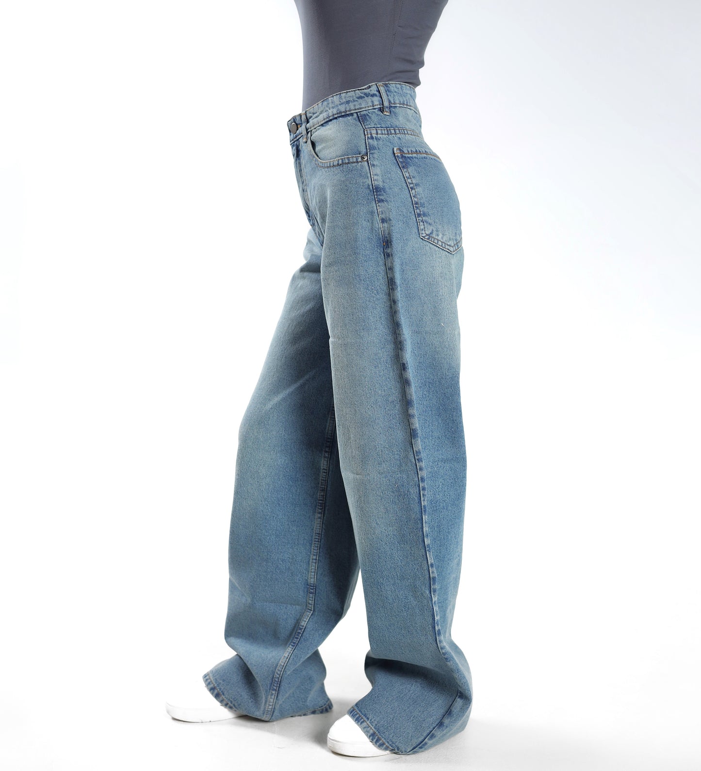LIGHT DIRTY BAGGY DENIM