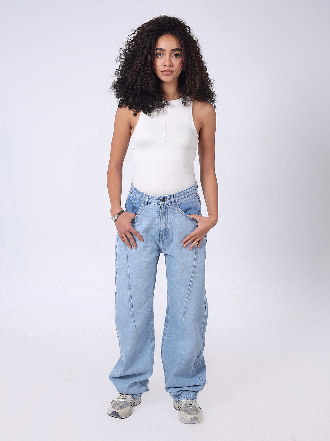 LIGHT BLUE BALLOON FIT DENIM